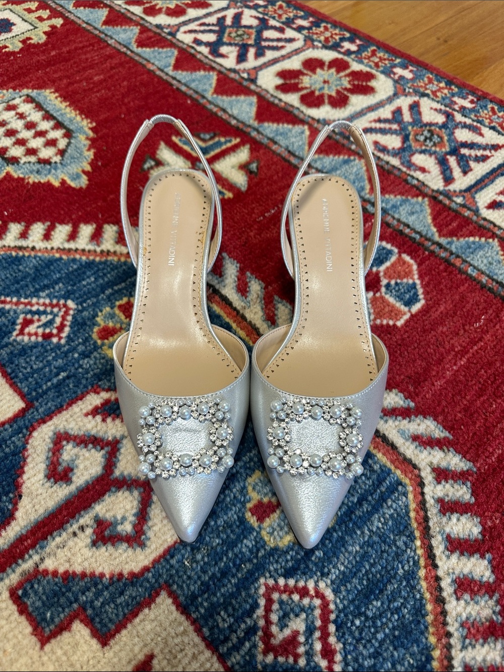 Adrienne Vittadini Silver Pointed-Toe Embellished Slingback Mules. Fits more 8.5